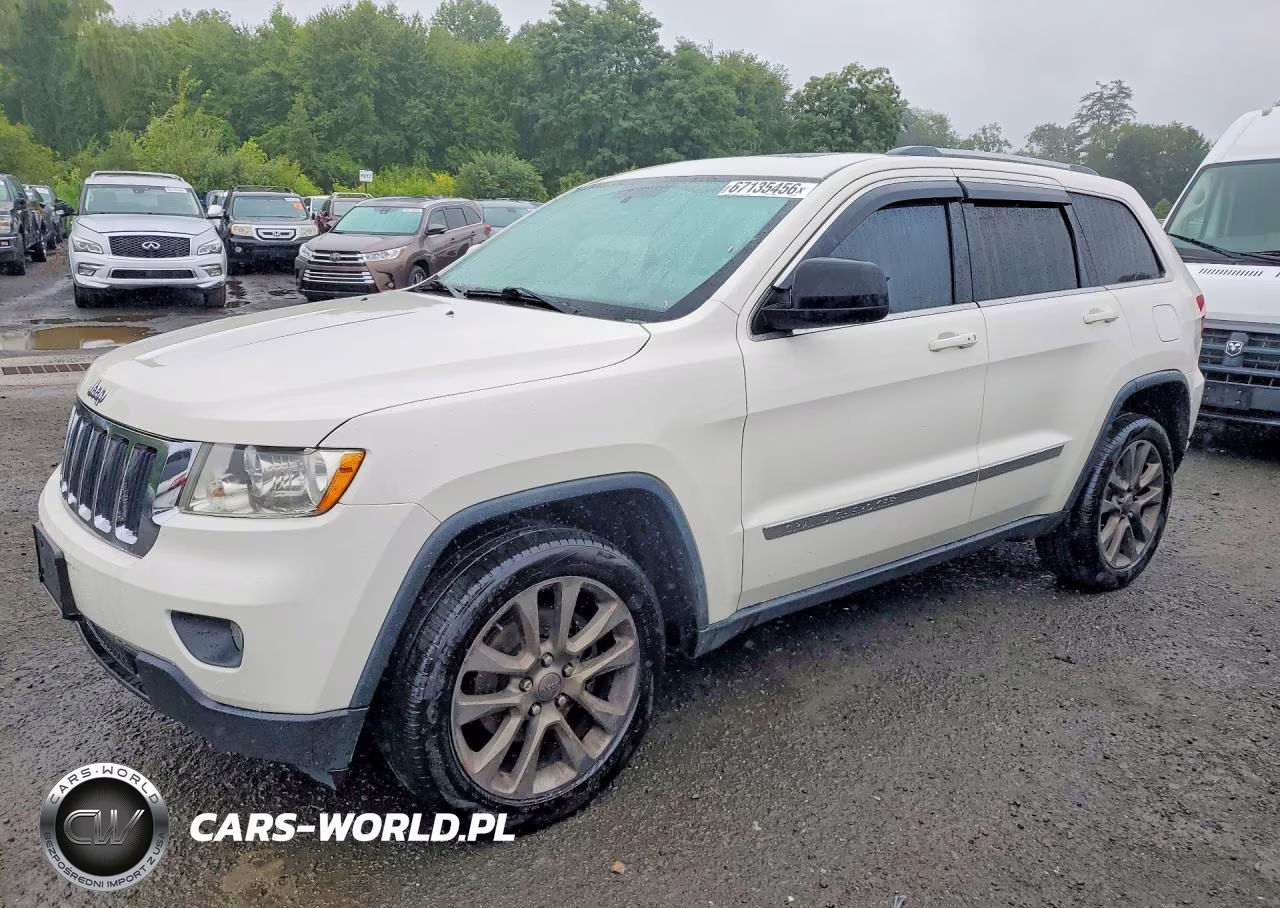 2012 Jeep Grand Cherokee Laredo – zdjęcie 1 z 13