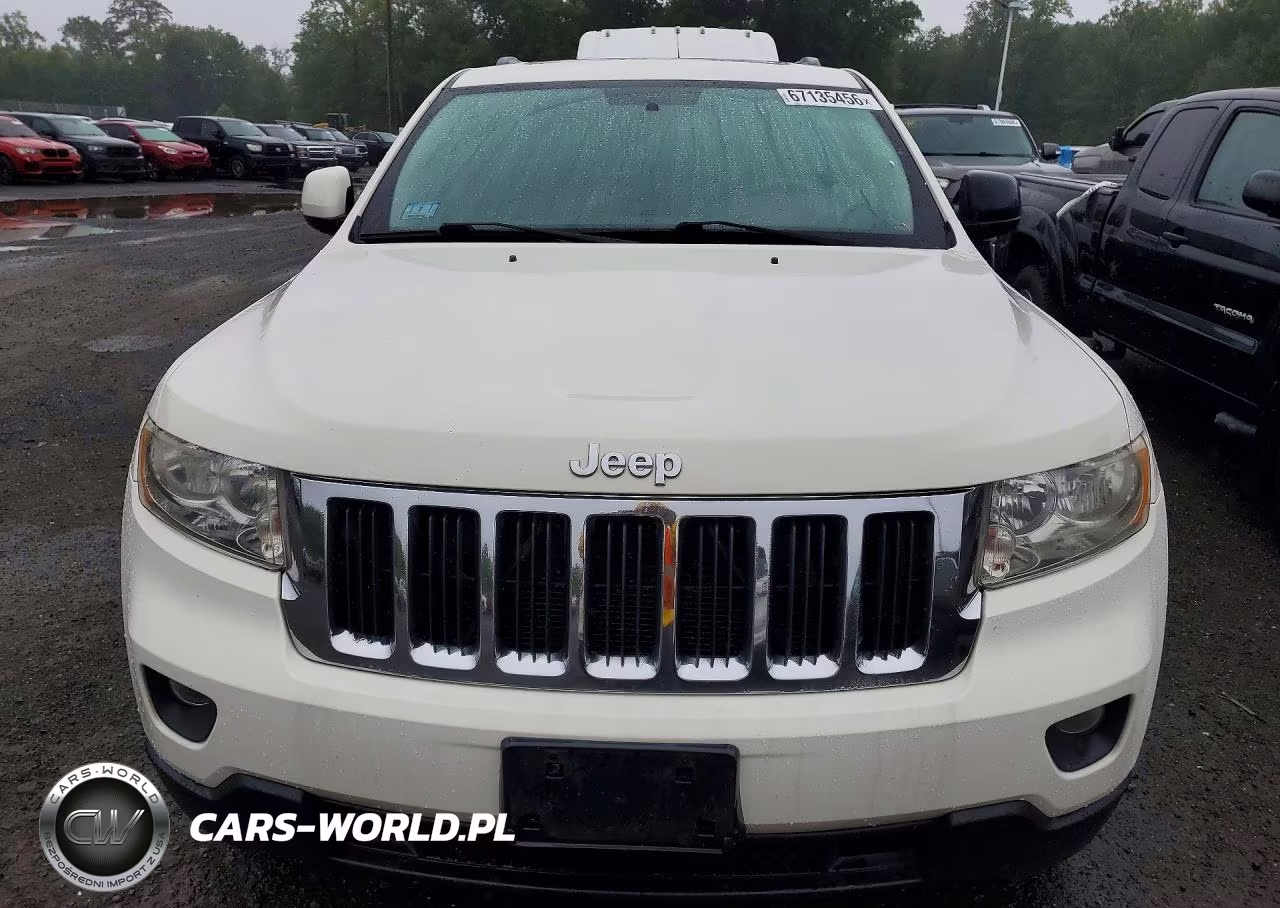 2012 Jeep Grand Cherokee Laredo VIN:1C4RJFAG1CC267511 - 5