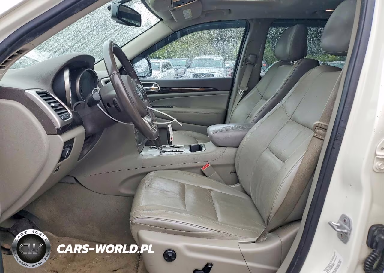 2012 Jeep Grand Cherokee Laredo VIN:1C4RJFAG1CC267511 - 7