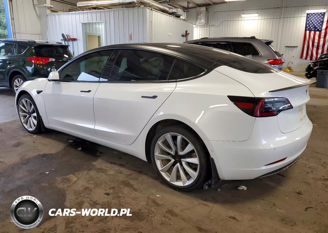 2018 Tesla Model 3 VIN:5YJ3E1EBXJF108644 - 2