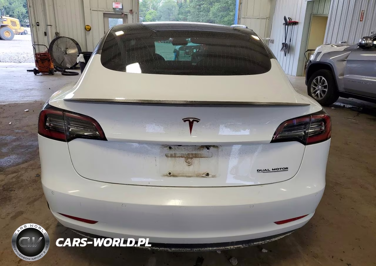 2018 Tesla Model 3 VIN:5YJ3E1EBXJF108644 - 6