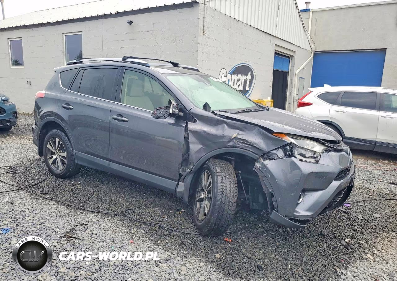 2018 Toyota Rav4 Xle VIN:JTMRFREV1JD245740 - 4