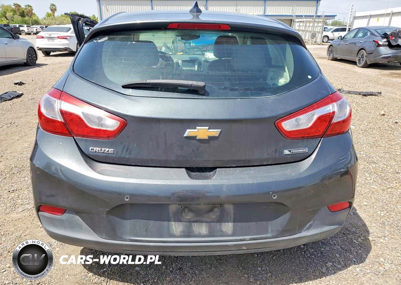 2017 Chevrolet Cruze Premier VIN:3G1BF6SM2HS526041 - 6