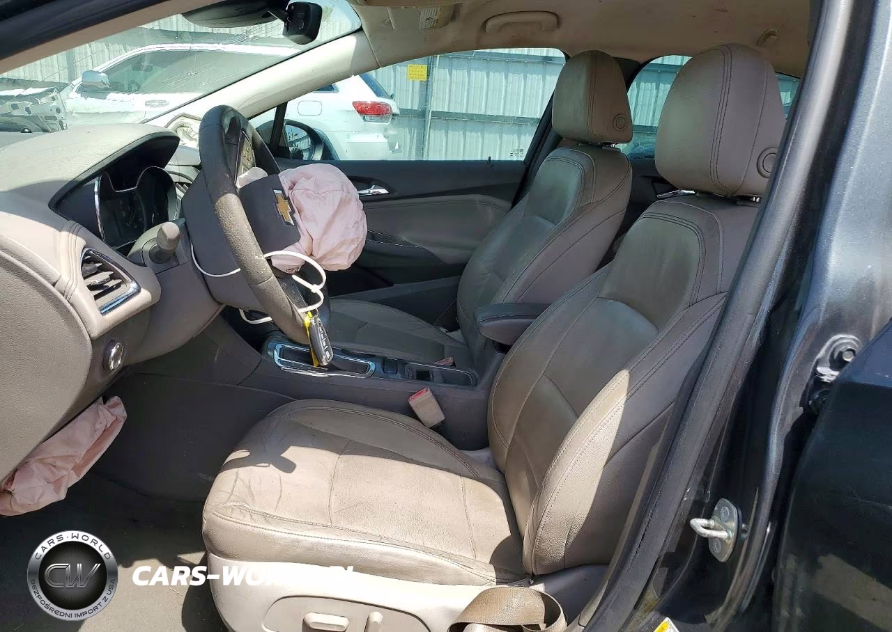 2017 Chevrolet Cruze Premier VIN:3G1BF6SM2HS526041 - 7