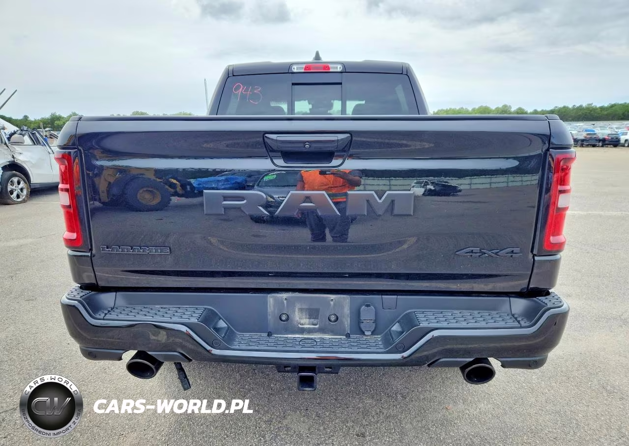 2025 Ram 1500 Laramie VIN:1C6SRFJP4SN623034 - 6