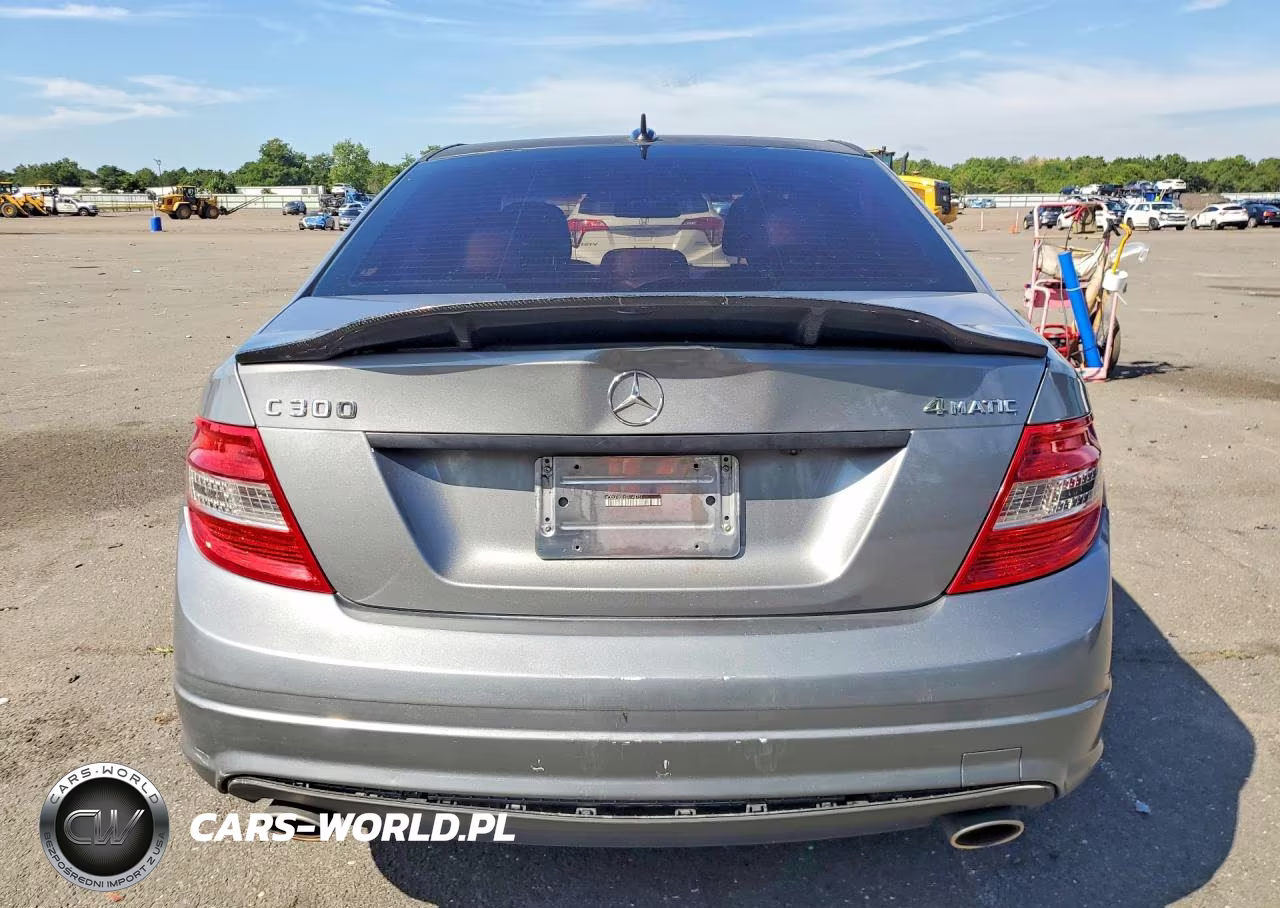 2011 Mercedes-Benz C 300 4Matic VIN:WDDGF8BB6BR148751 - 6