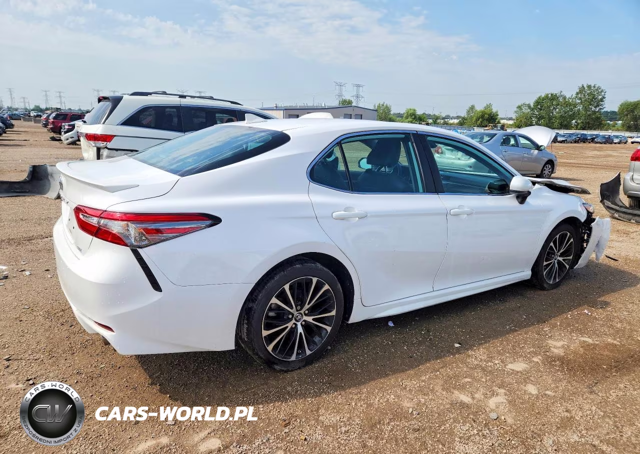 2019 Toyota Camry Se VIN:4T1B11HK2KU830441 - 3