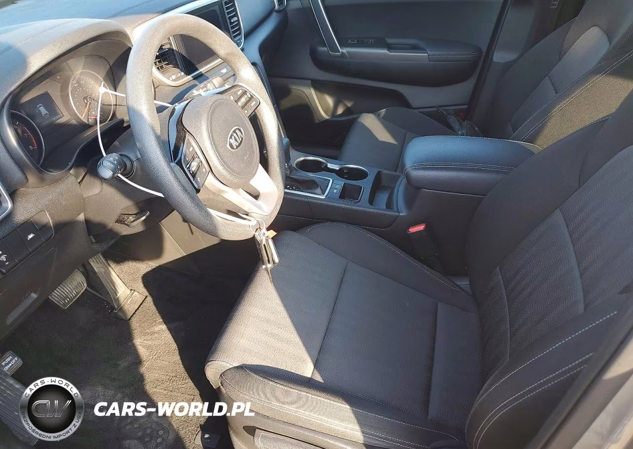 2020 Kia Sportage Lx VIN:KNDPM3AC2L7812201 - 7
