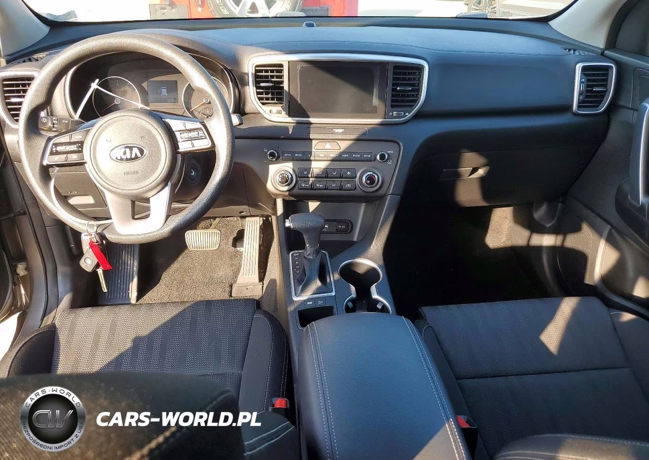 2020 Kia Sportage Lx VIN:KNDPM3AC2L7812201 - 8