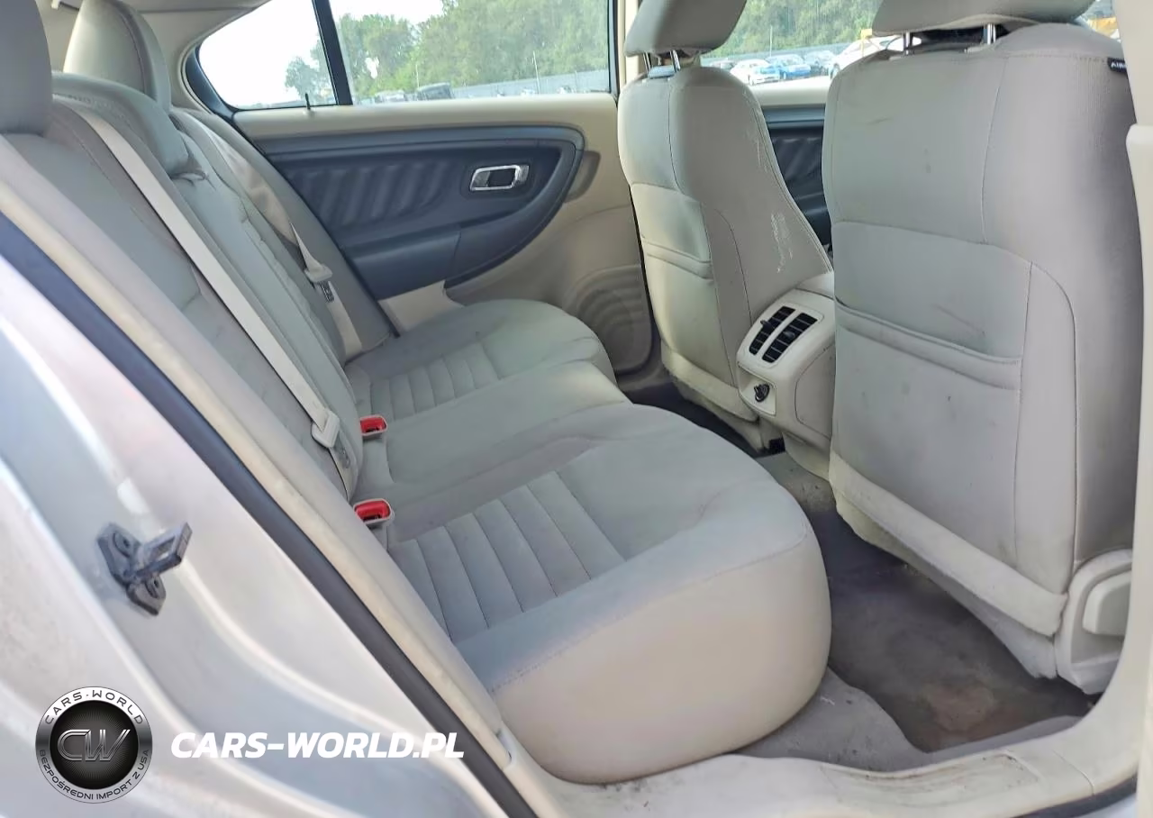 2010 Ford Taurus Se VIN:1FAHP2DW4AG169462 - 10