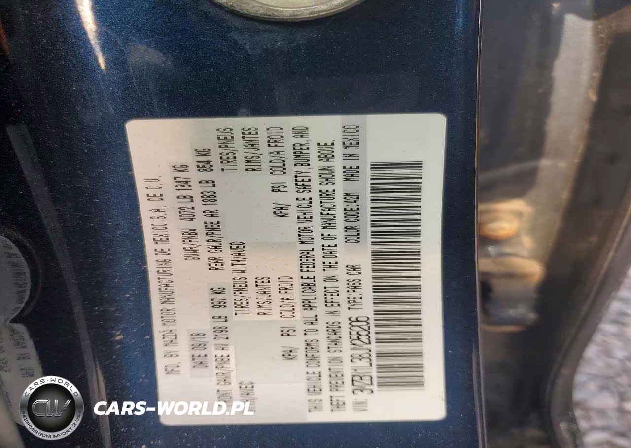 2018 Mazda 3 Touring VIN:3MZBN1L38JM255206 - 13