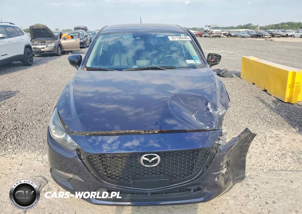 2018 Mazda 3 Touring VIN:3MZBN1L38JM255206 - 5