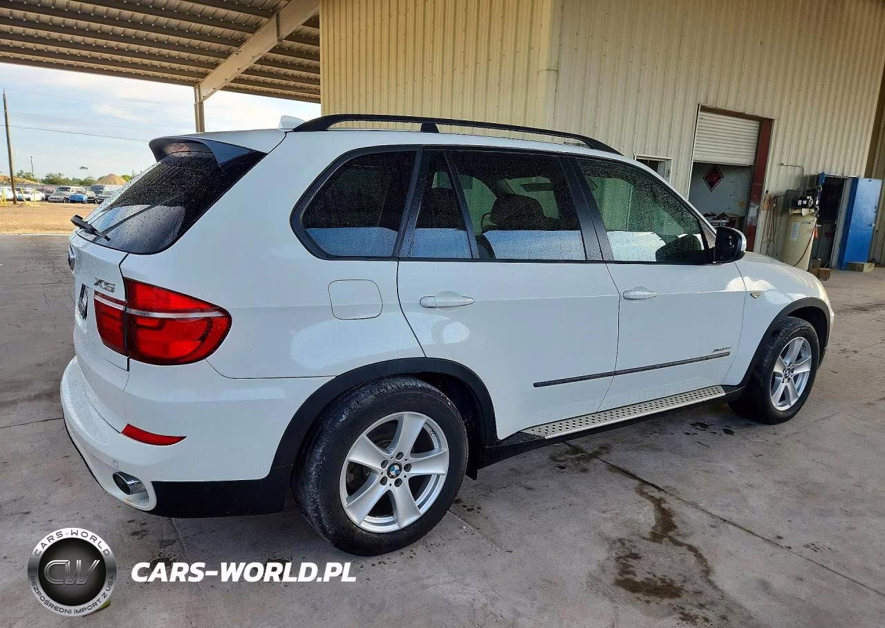 2011 BMW X5 xDrive35D VIN:5UXZW0C57BL662249 - 3