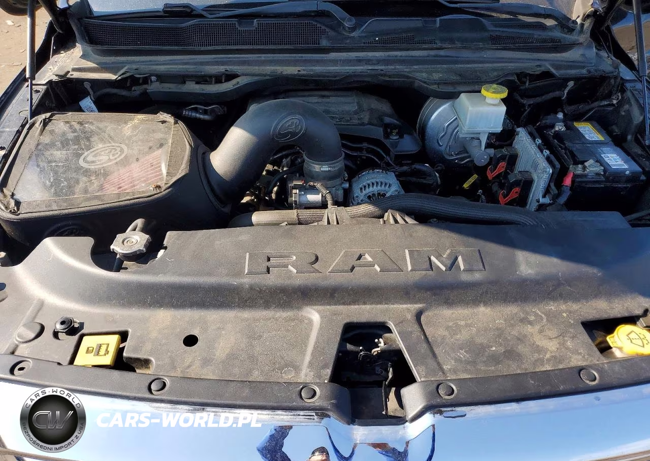 2019 Ram 1500 Laramie VIN:1C6SRFJT3KN529062 - 11