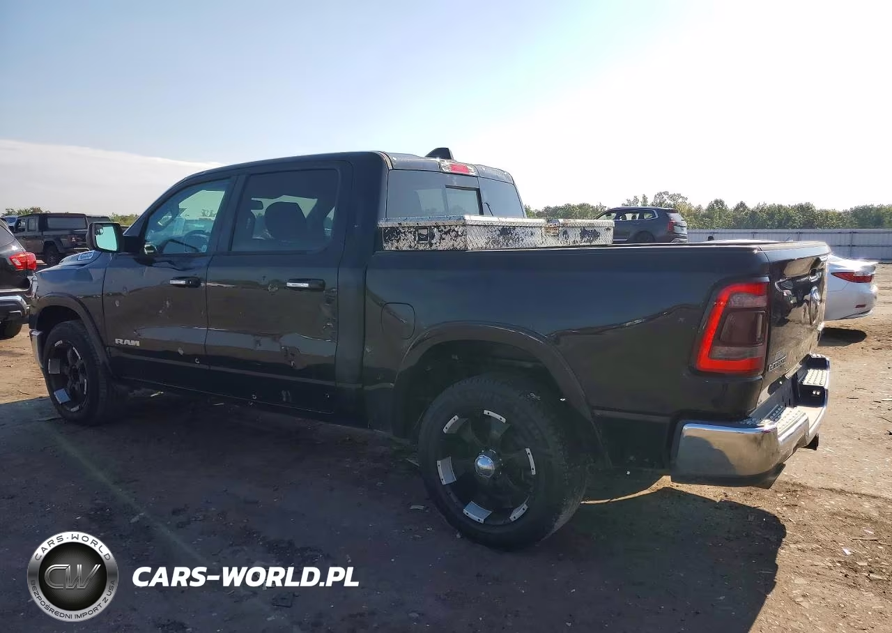 2019 Ram 1500 Laramie VIN:1C6SRFJT3KN529062 - 2