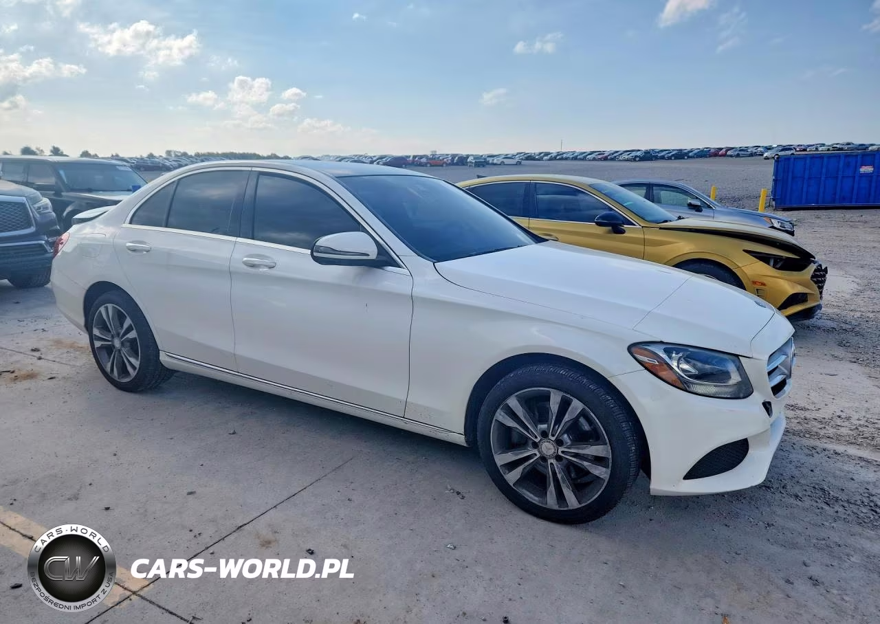 2016 Mercedes-Benz C 300 4Matic VIN:55SWF4KB1GU134248 - 4