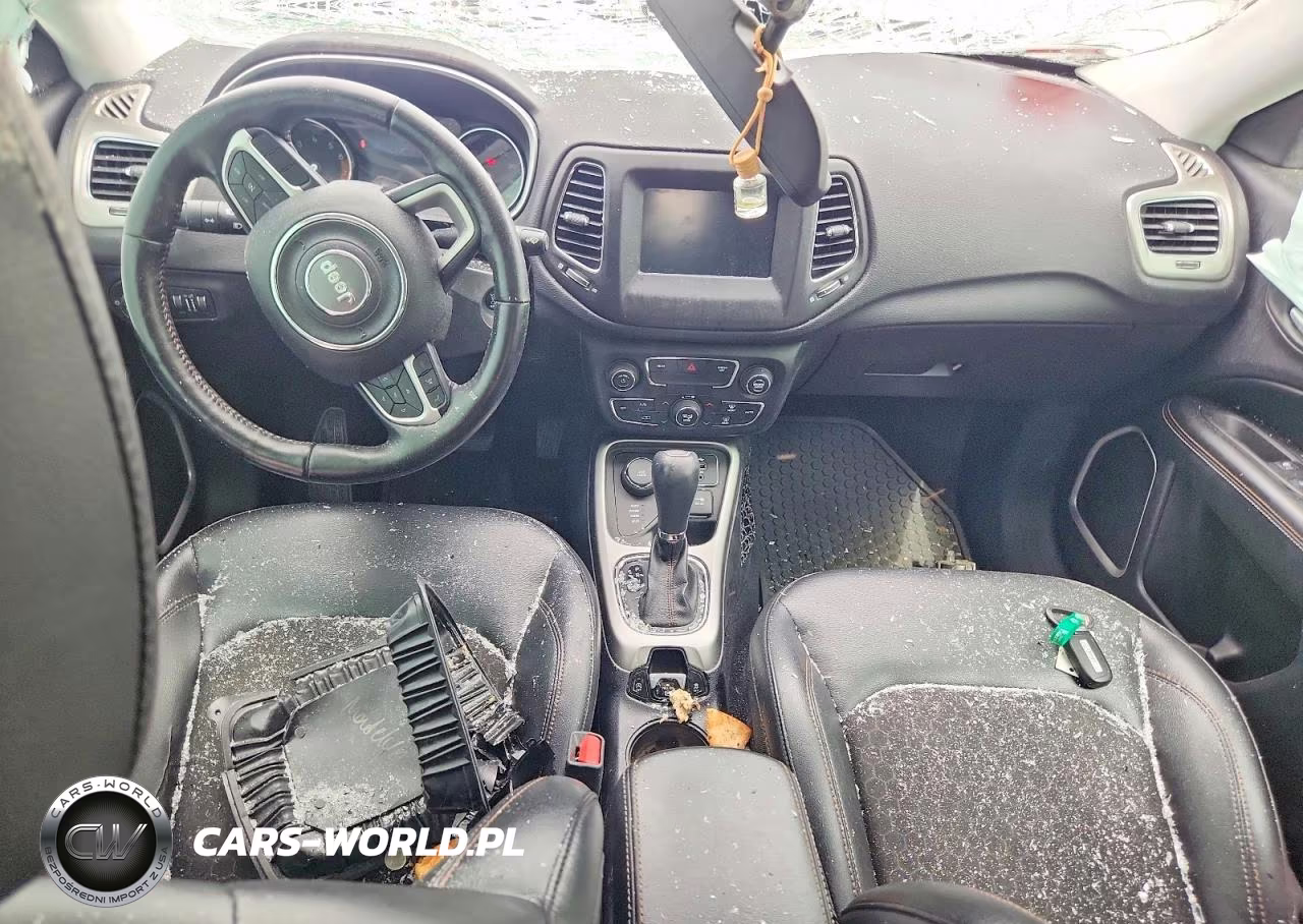2018 Jeep Compass Latitude VIN:3C4NJDBB0JT223460 - 8