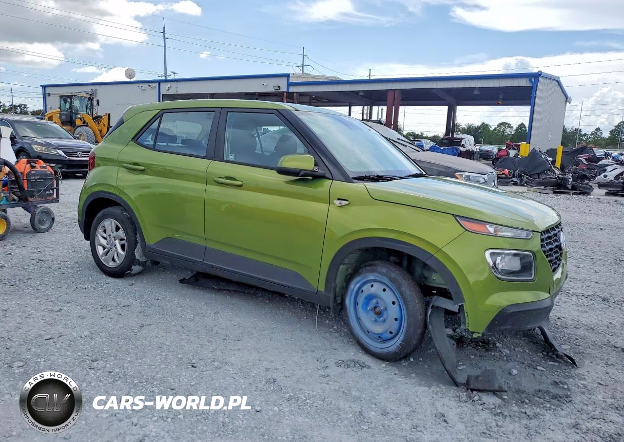 2021 Hyundai Venue Se VIN:KMHRB8A36MU072114 - 4