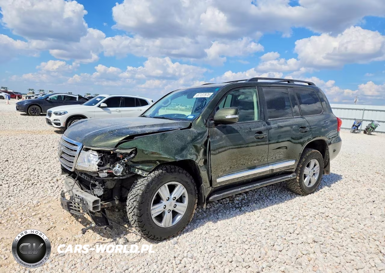 2013 Toyota Land Cruiser Base