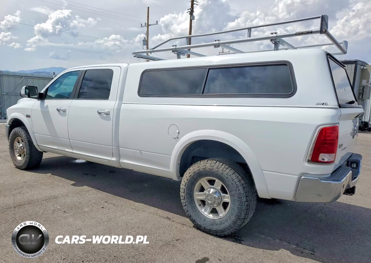 2013 Ram 2500 Laramie VIN:3C6TR5KT5DG592253 - 2