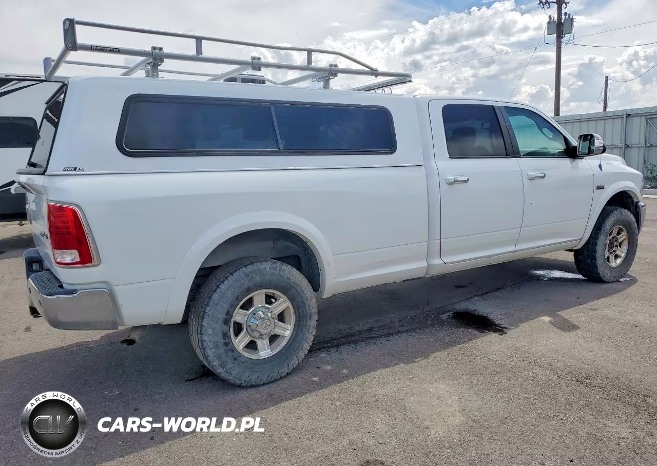 2013 Ram 2500 Laramie VIN:3C6TR5KT5DG592253 - 3