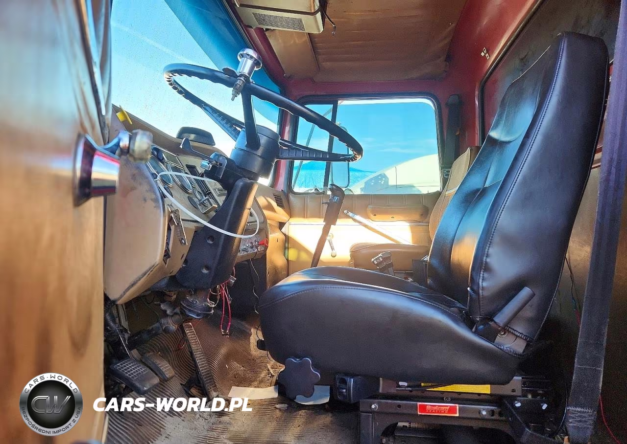 1994 Ford Lt8000 Dump Truck VIN:1FDZU82E9RVA47624 - 7