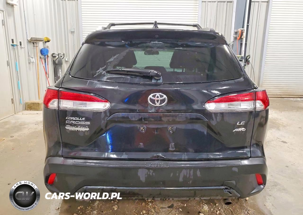 2022 Toyota Corolla Cross Le VIN:7MUCAABG0NV035190 - 6