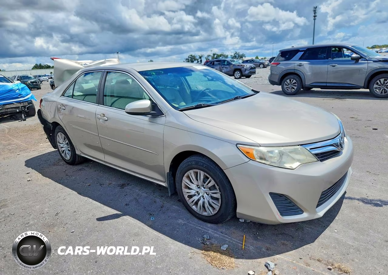 2013 Toyota Camry Le VIN:4T1BF1FK6DU688750 - 4