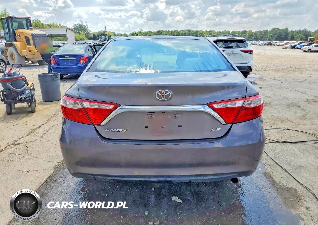 2015 Toyota Camry Le VIN:4T4BF1FK6FR460093 - 6