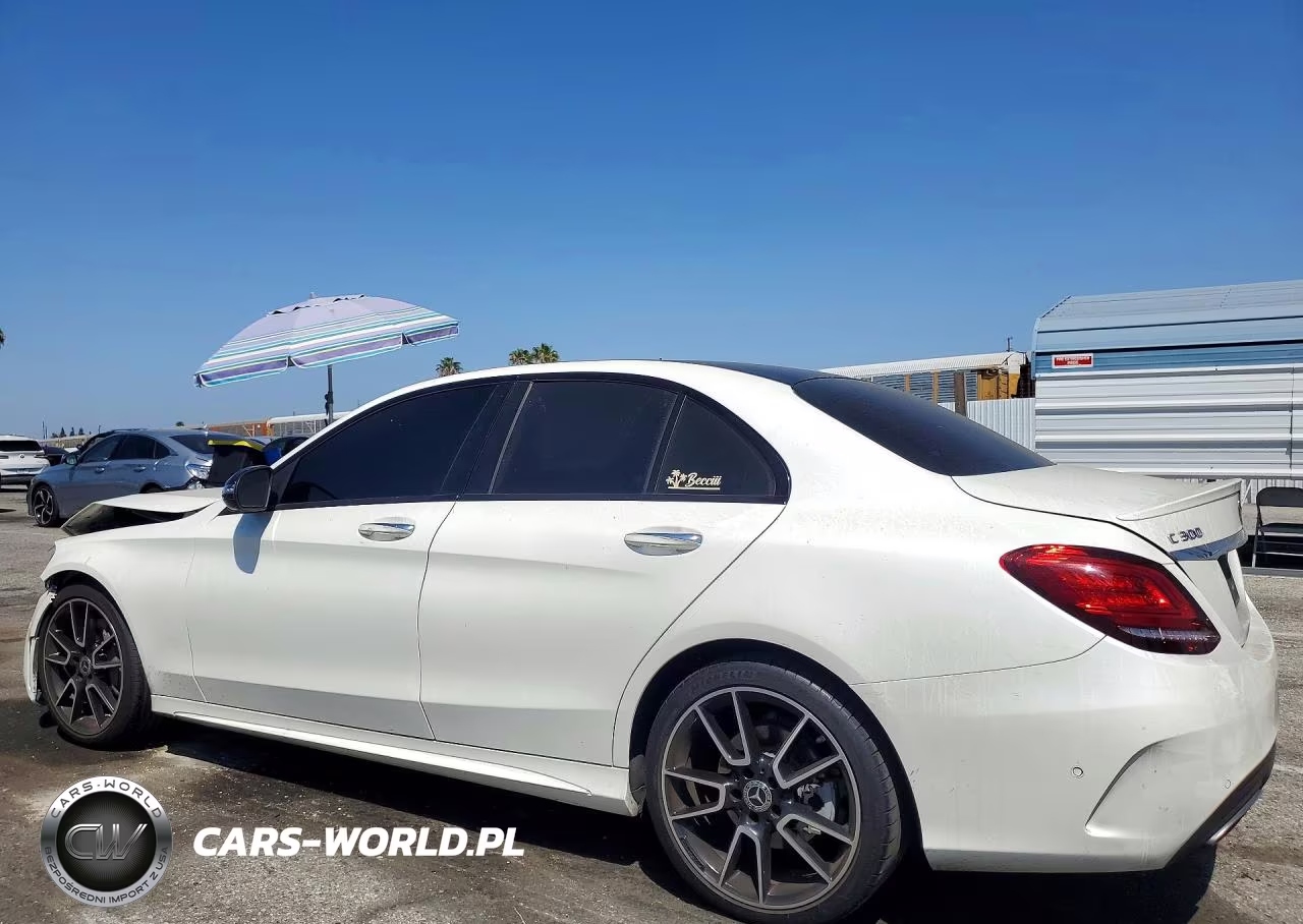 2020 Mercedes-Benz C 300 VIN:WDDWF8DB7LR554208 - 2