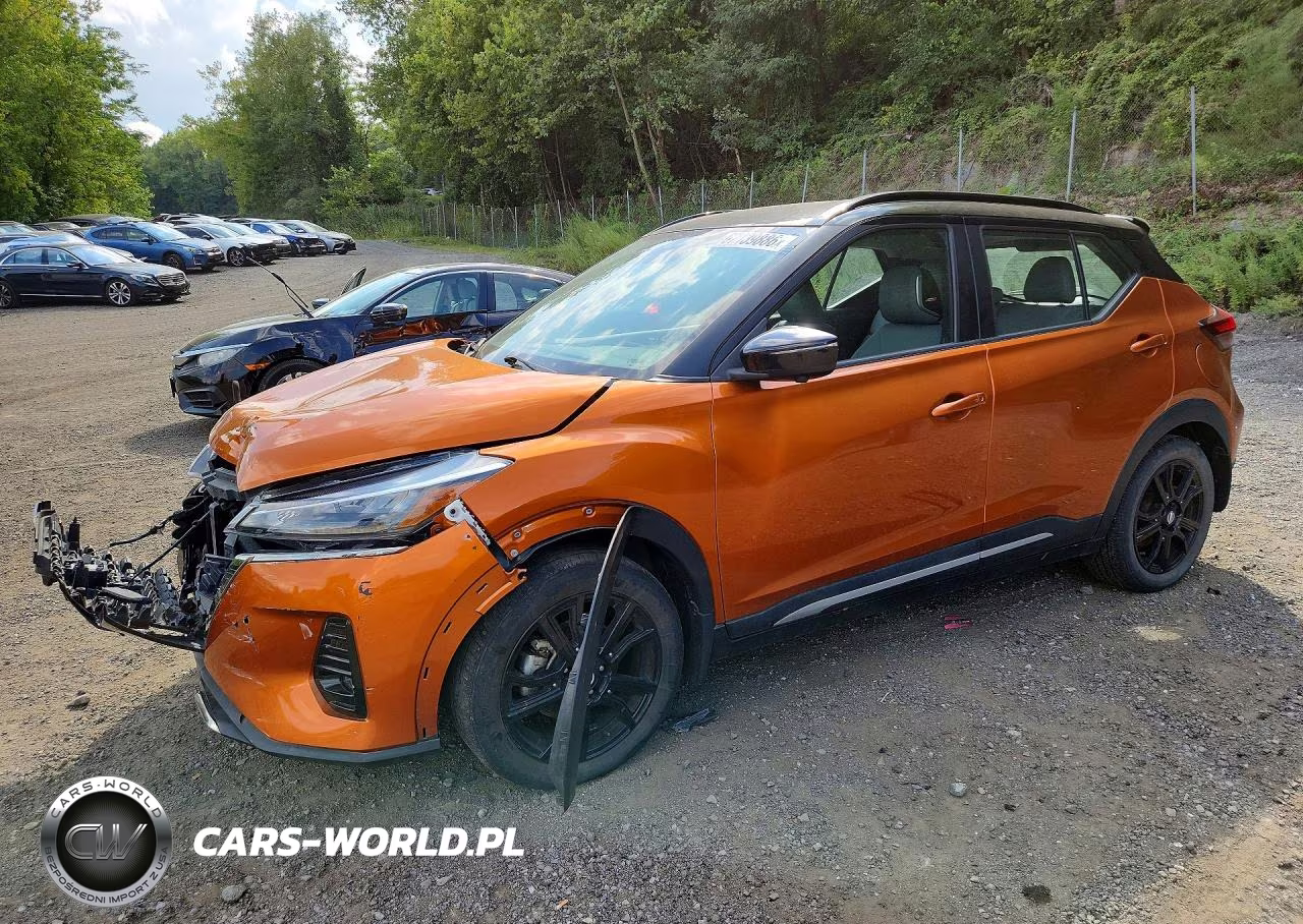 2021 Nissan Kicks Sr