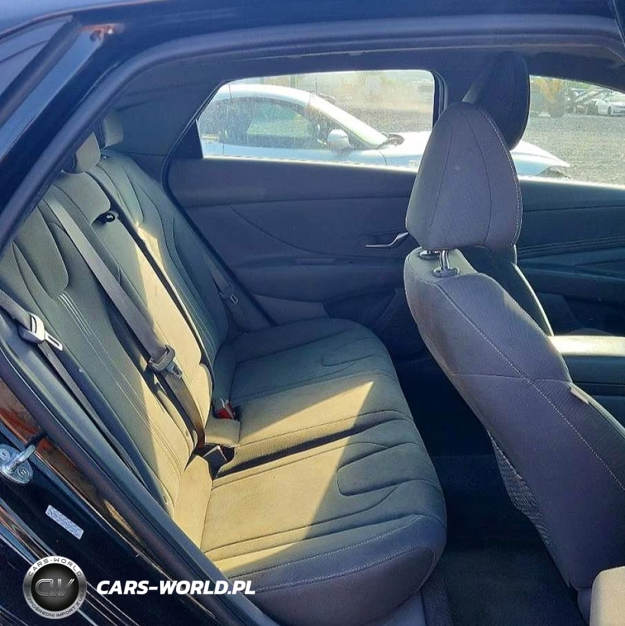 2022 Hyundai Elantra Sel VIN:KMHLN4AG4NU339423 - 10