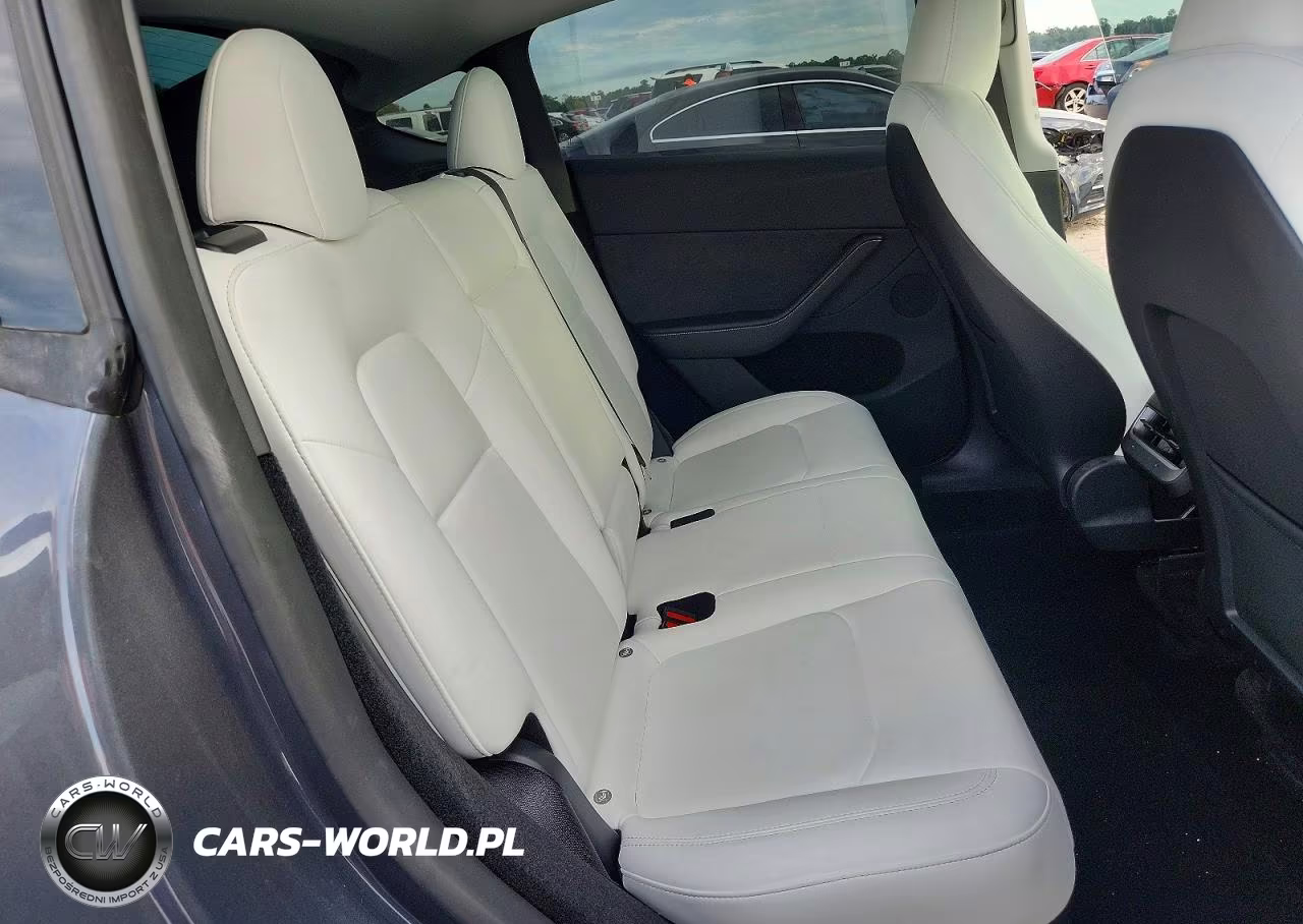 2023 Tesla Model Y VIN:7SAYGDEE0PA205789 - 11