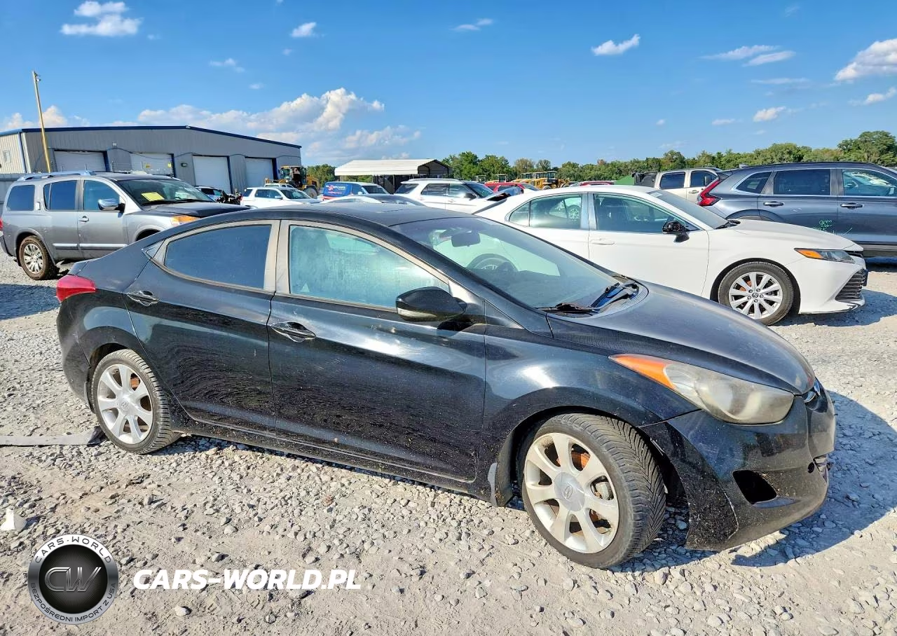 2013 Hyundai Elantra Limited VIN:KMHDH4AE1DU486615 - 4