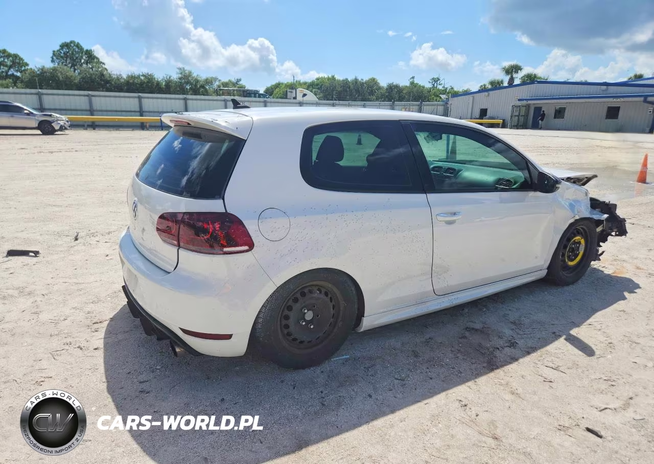 2015 Volkswagen Gti Gls VIN:WVWEV7AJ8AW067144 - 3