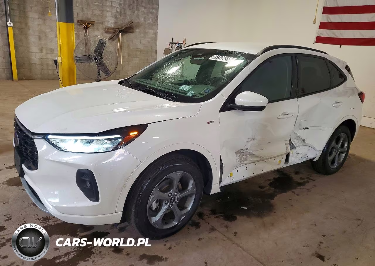 2024 Ford Escape St Line Select