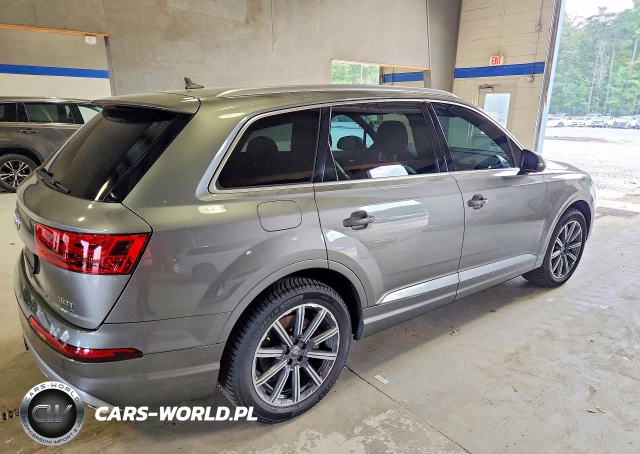 2017 Audi Q7 Premium Plus VIN:WA1LAAF70HD005332 - 3