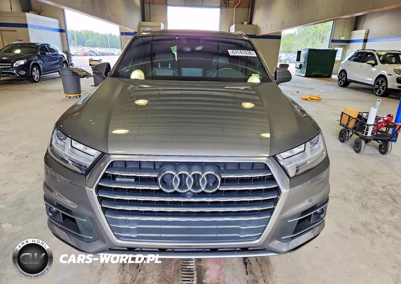 2017 Audi Q7 Premium Plus VIN:WA1LAAF70HD005332 - 5