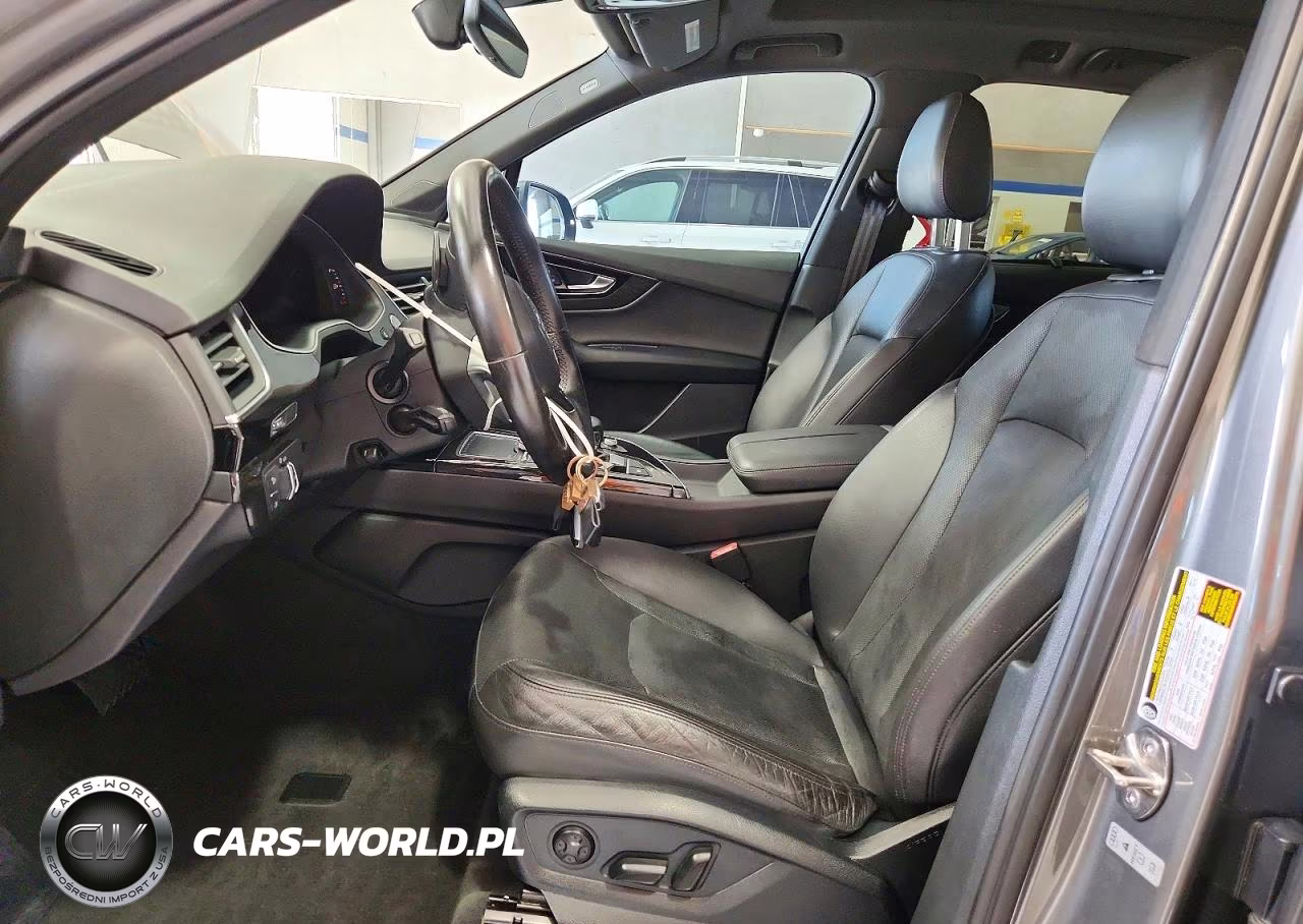 2017 Audi Q7 Premium Plus VIN:WA1LAAF70HD005332 - 7