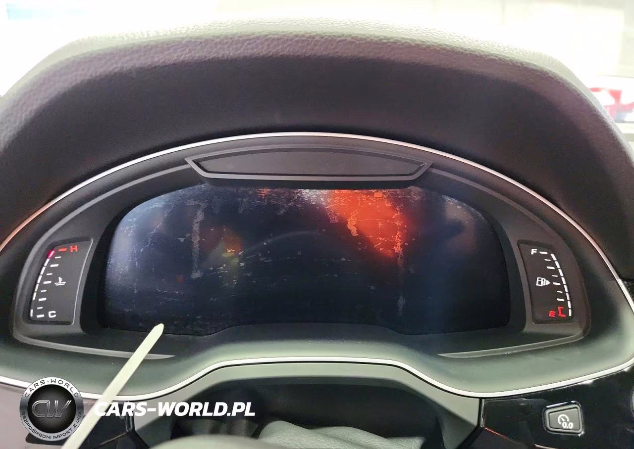 2017 Audi Q7 Premium Plus VIN:WA1LAAF70HD005332 - 9