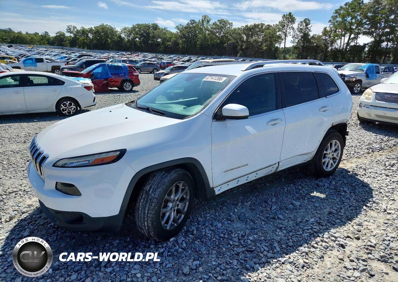 2015 Jeep Cherokee Latitude VIN:1C4PJLCB0FW771073 - 1