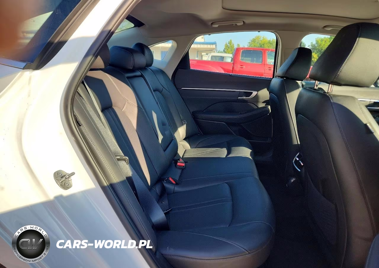 2025 Hyundai Sonata Hybrid Limited VIN:KMHL54JJ0SA126963 - 10