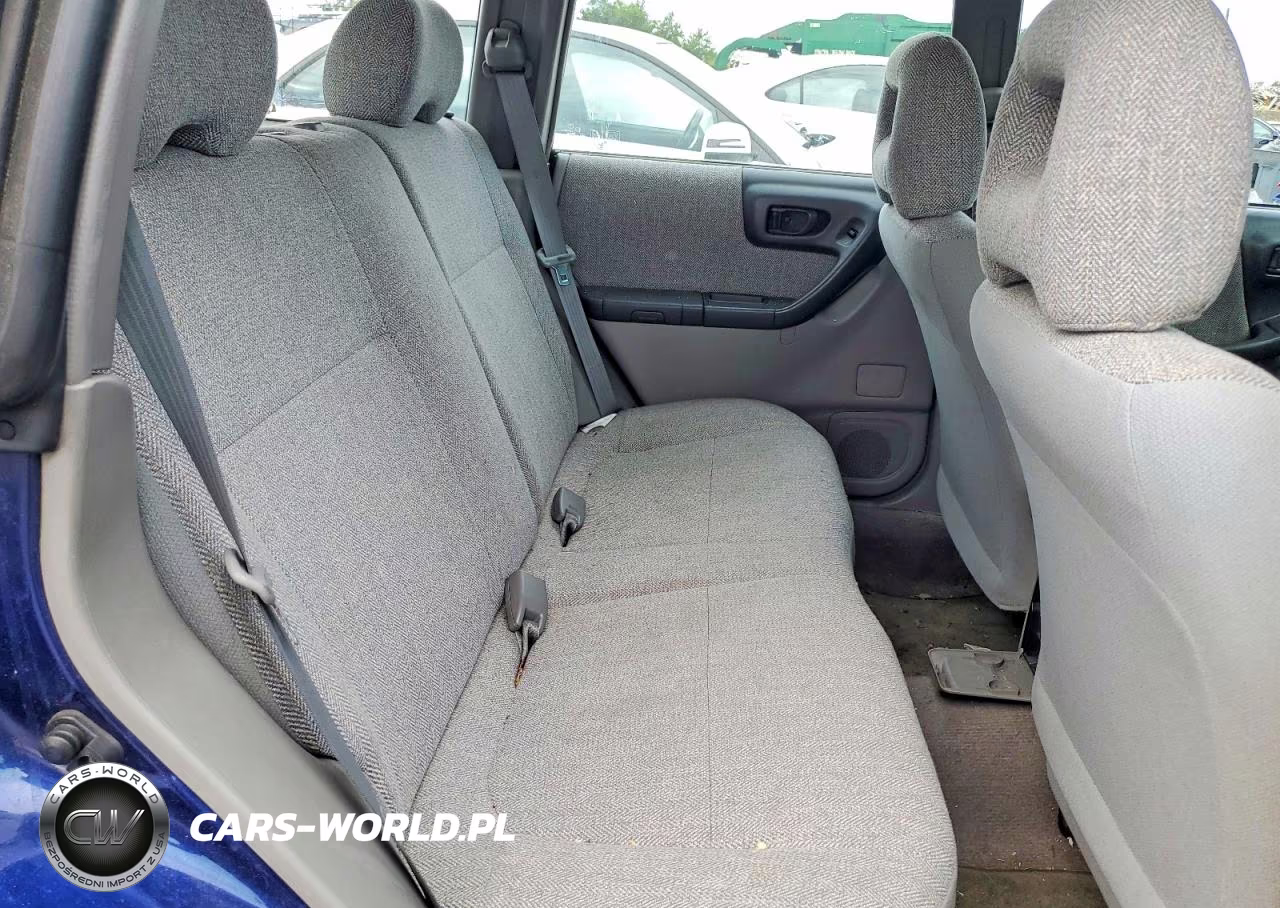2002 Subaru Forester L VIN:JF1SF63592H743817 - 10