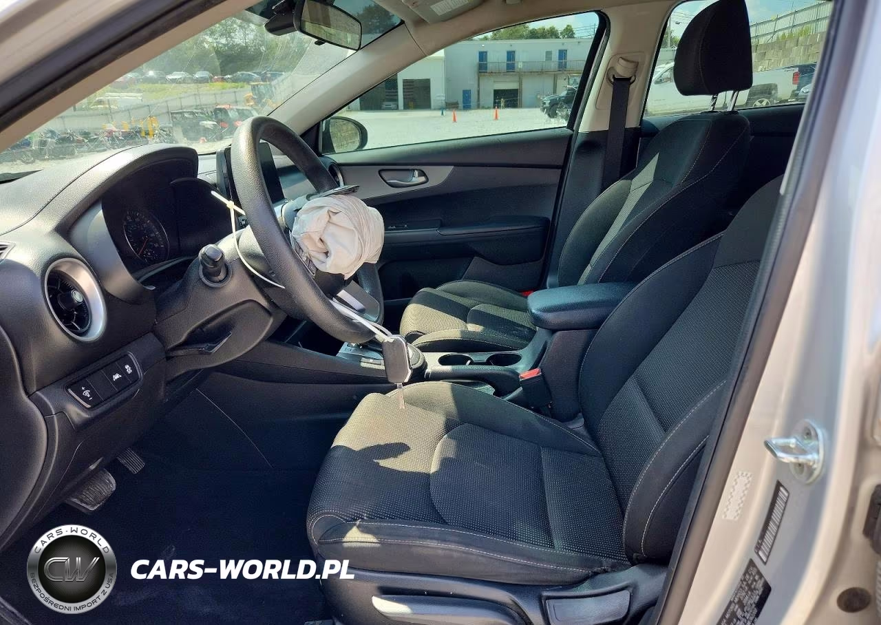 2021 Kia Forte Lxs VIN:3KPF24ADXME362203 - 7