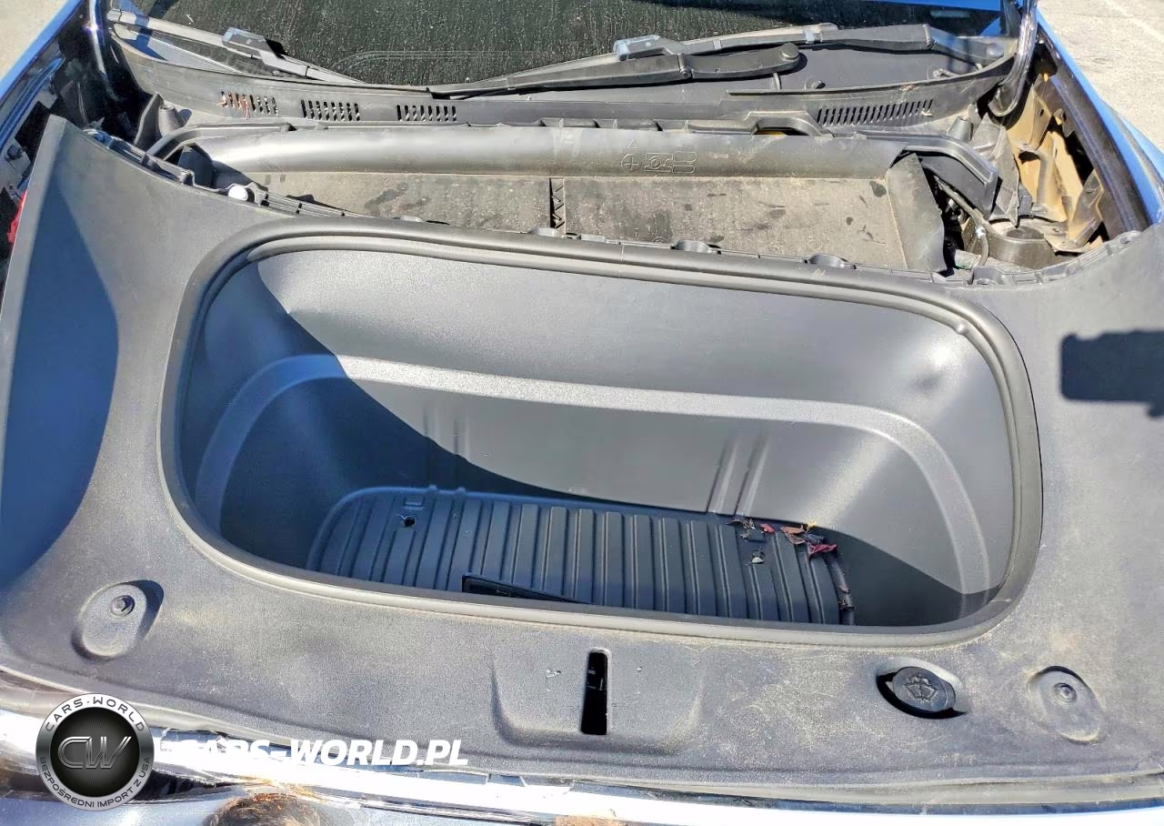 2026 Tesla Model Y VIN:7SAYGDEE1TF348361 - 11