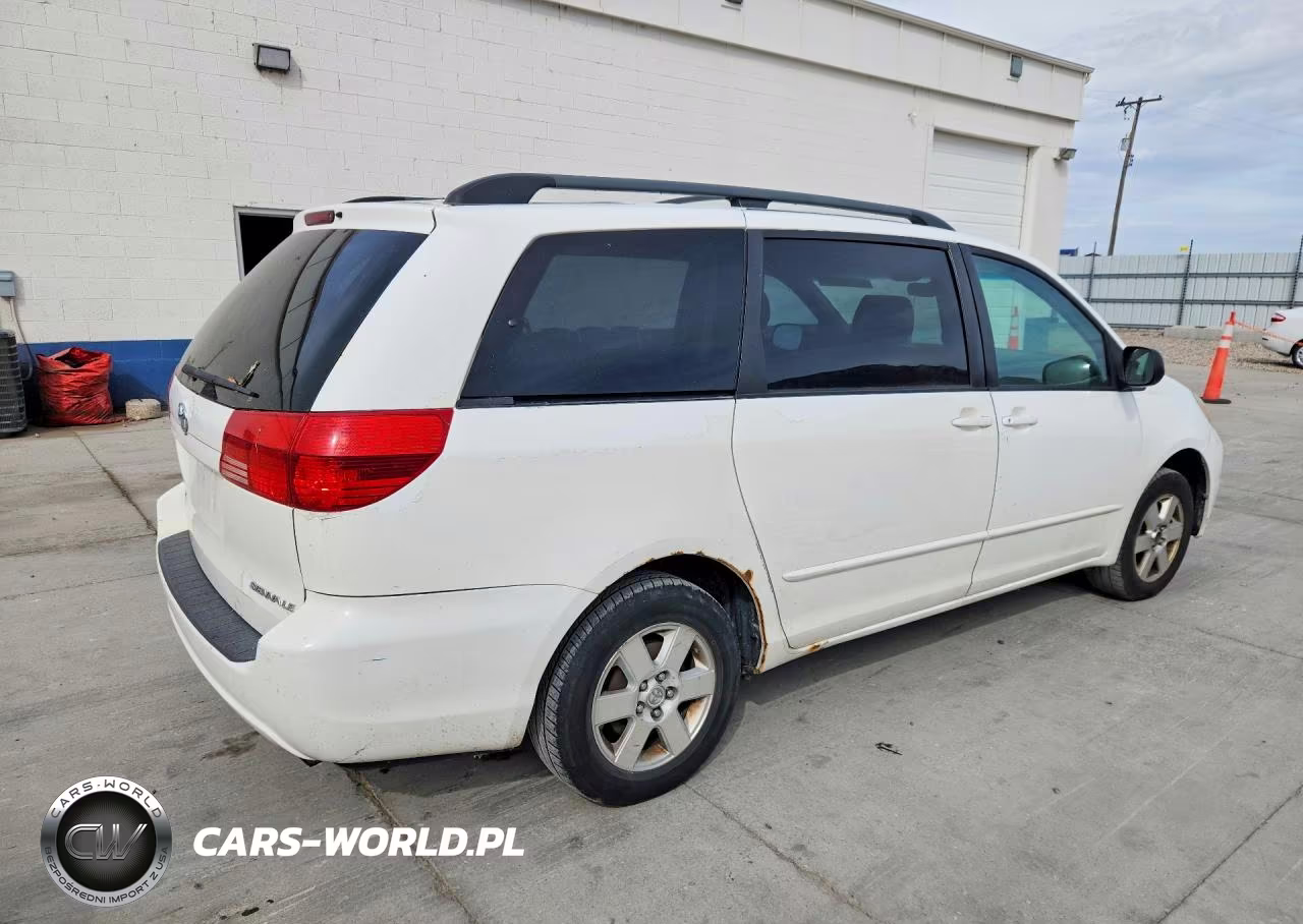 2004 Toyota Sienna Le 7 Passenger VIN:5TDZA23C14S045117 - 3