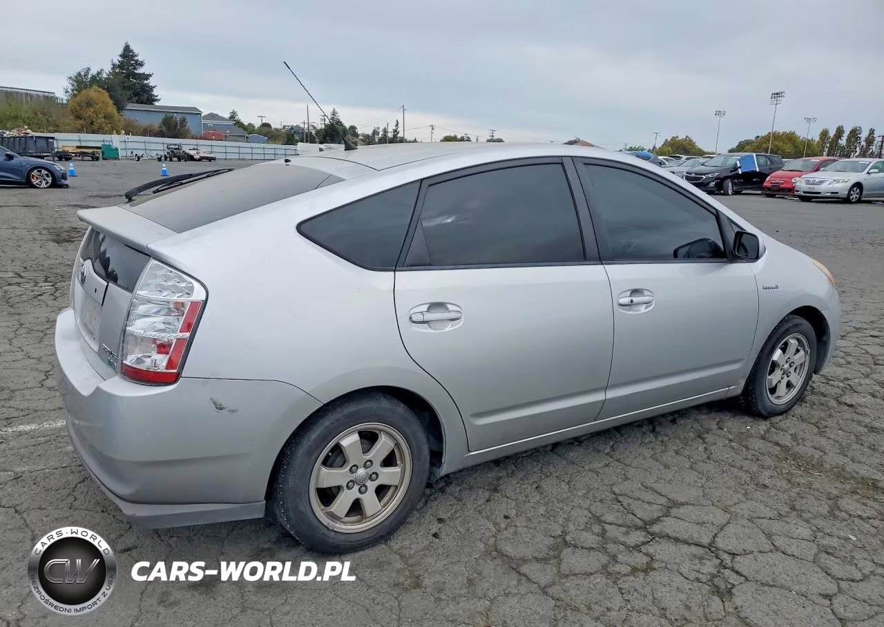 2008 Toyota Prius Base VIN:JTDKB20U483323088 - 3
