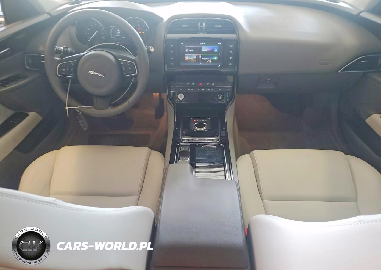 2018 Jaguar Xe Premium VIN:SAJAJ4FX3JCP34517 - 8
