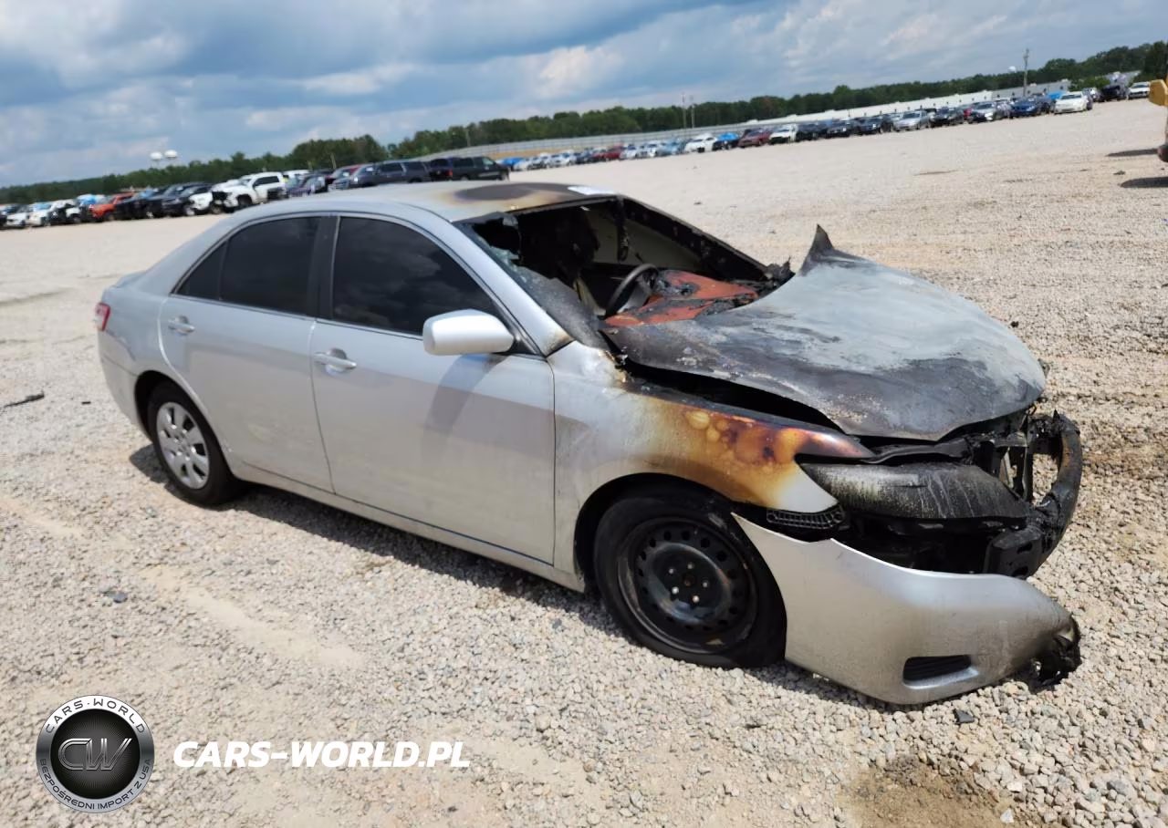 2010 Toyota Camry Le VIN:4T1BF3EK8AU025821 - 4
