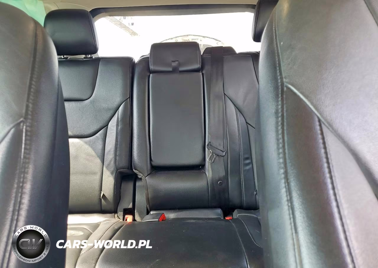 2018 Ford Edge Titanium VIN:2FMPK4K90JBB37558 - 10